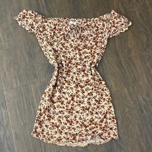 Off the shoulder flowery dress